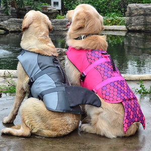 Make a Splash with Our Adjustable Pet Swimming Life Vest Jacket!